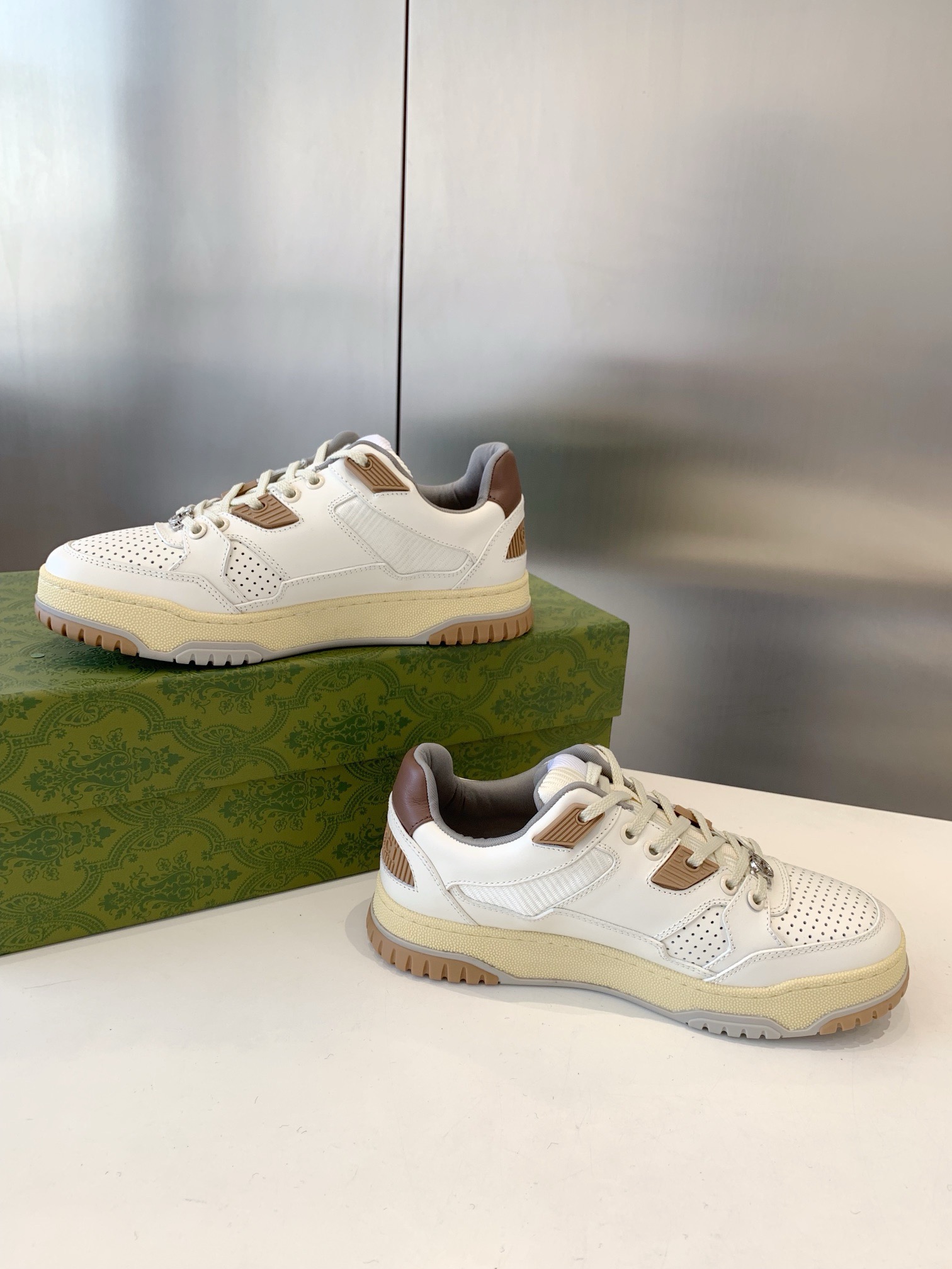 Women G*ucci Top Sneaker