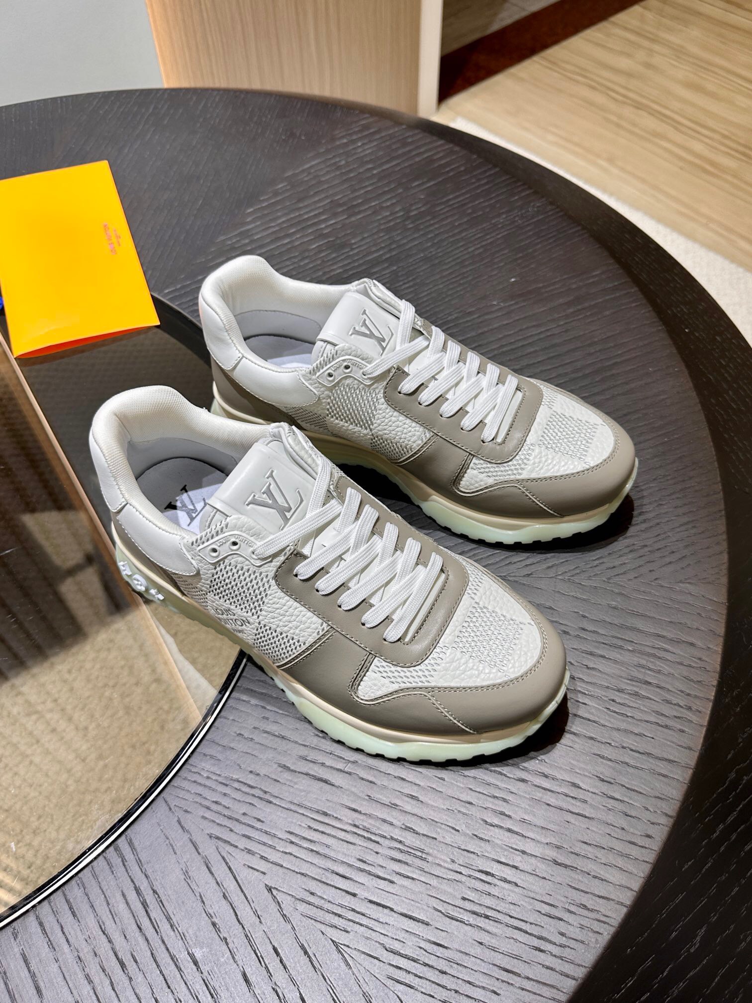 Men L*ouis V*uitton Top Sneaker