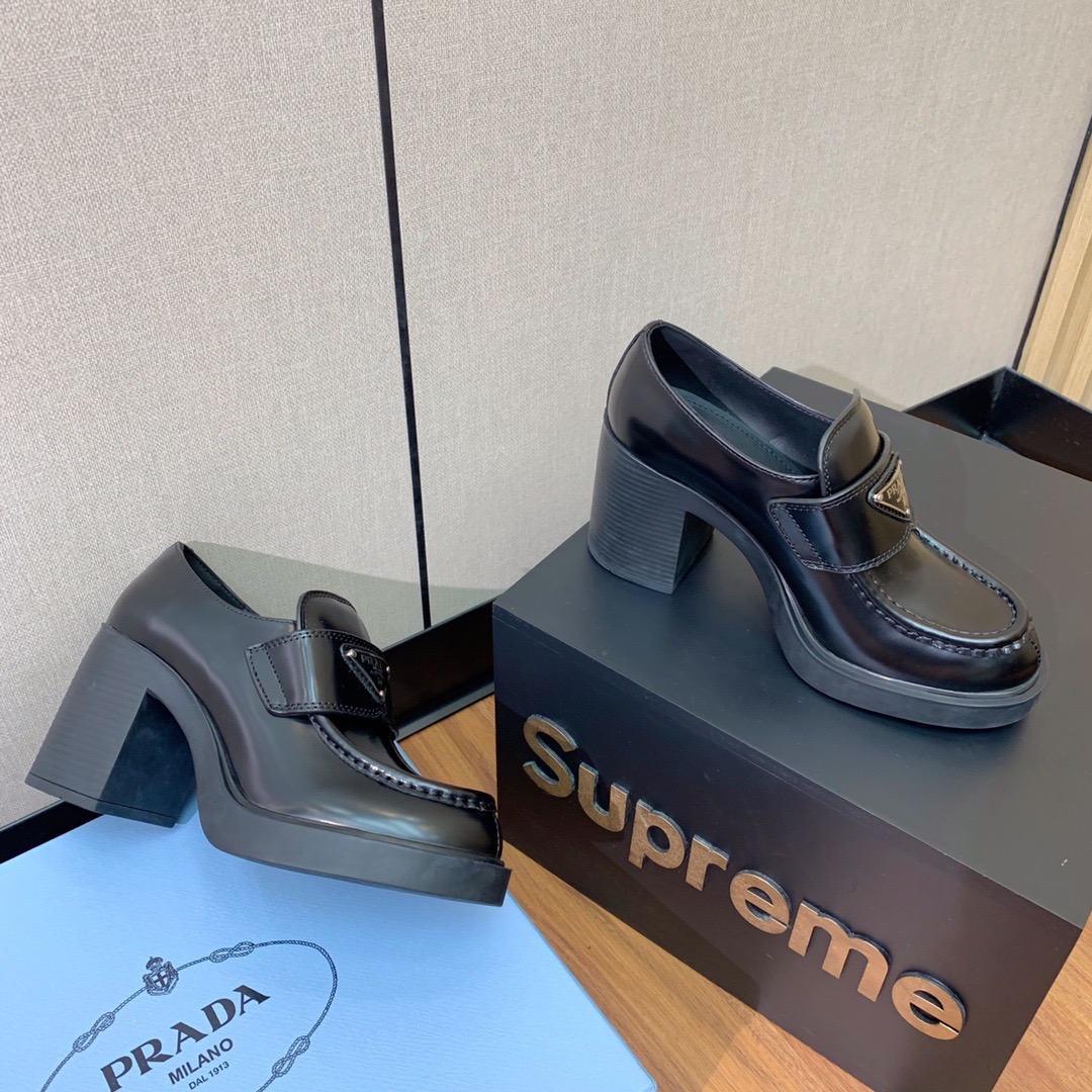 Women P*rada Top Sneaker