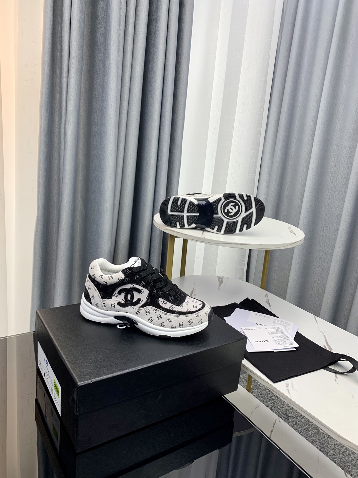 Men Women C*hanel Top Sneaker