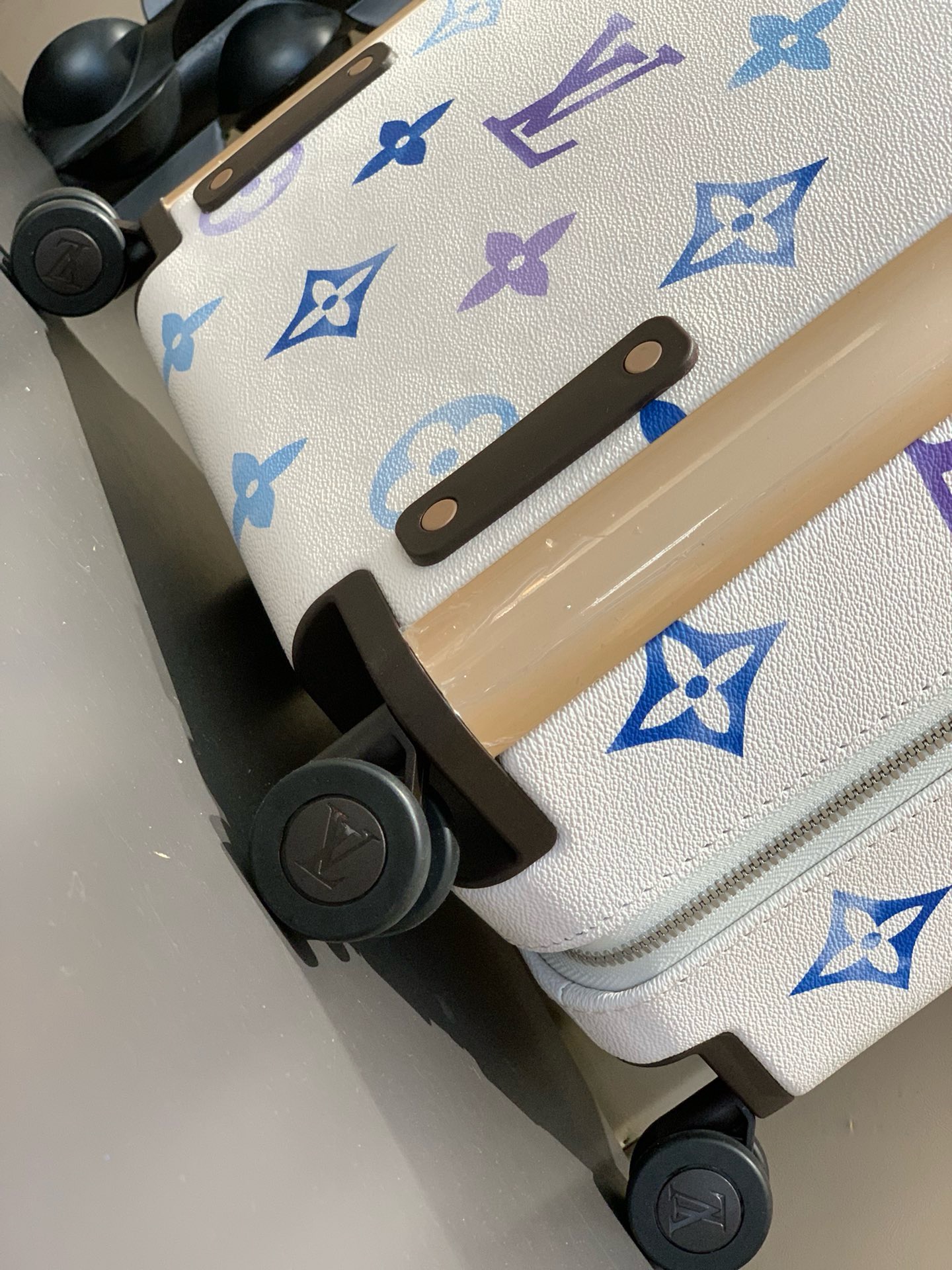 L*ouis V*uitton Luggage