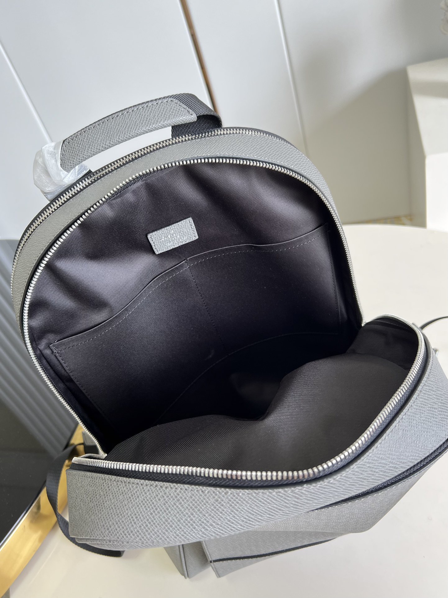 L*ouis V*uitton Top Bag