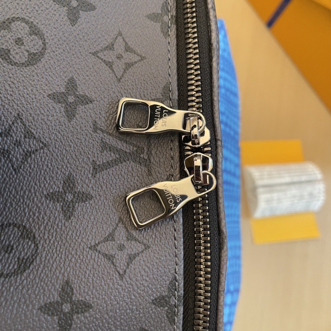 L*ouis V*uitton Top Bag