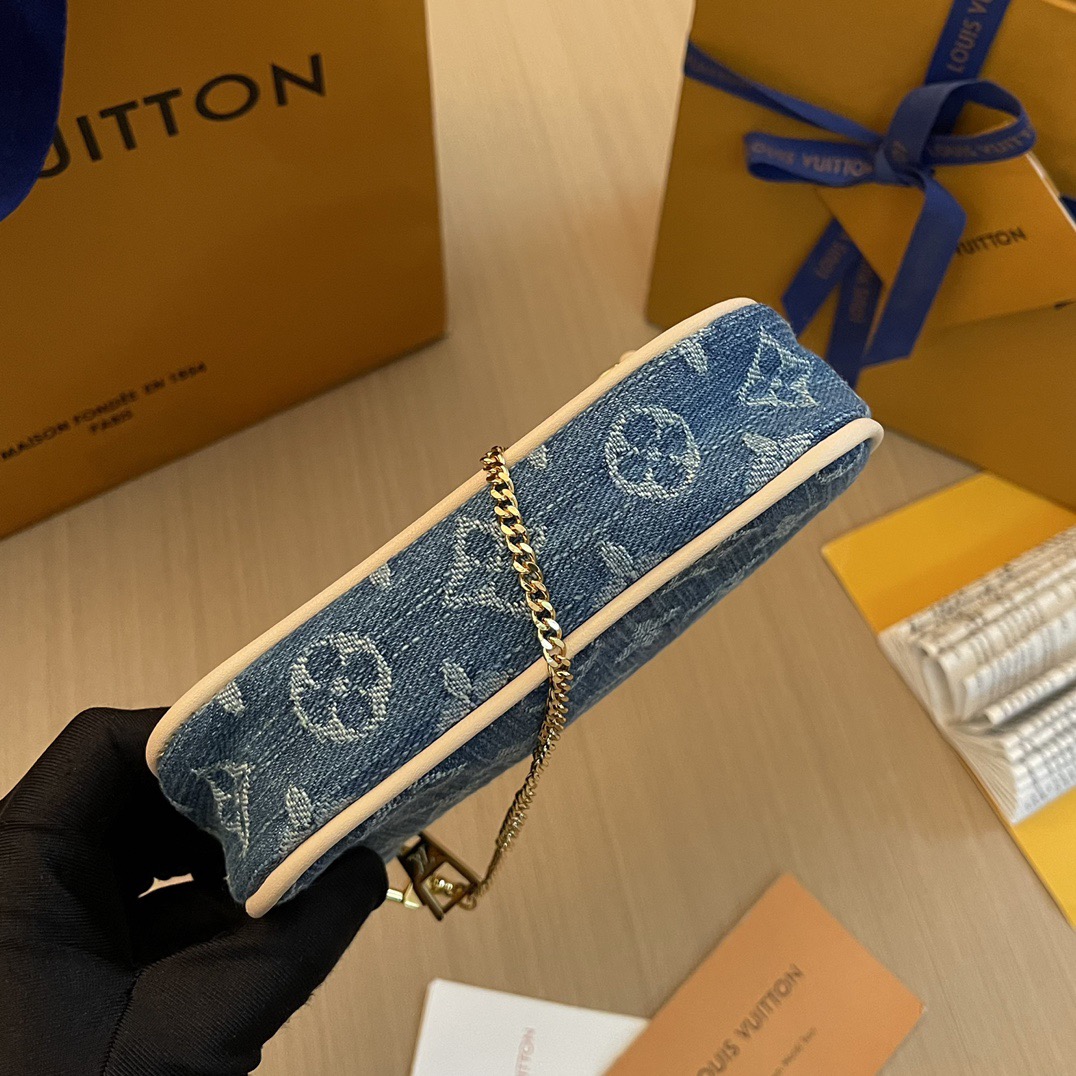 L*ouis V*uitton Top Bag