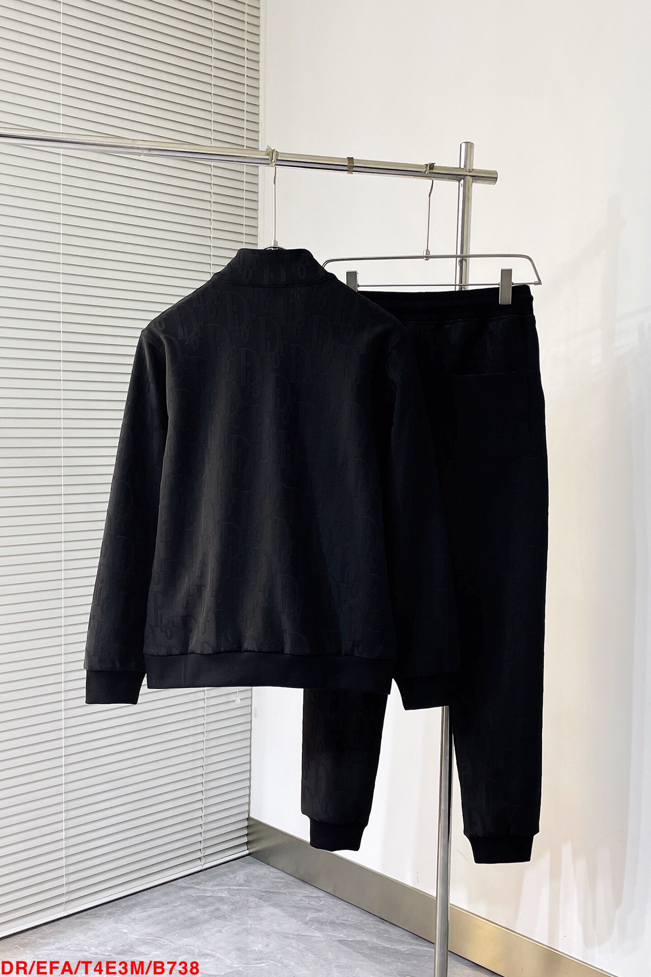 Men suits Top Quality