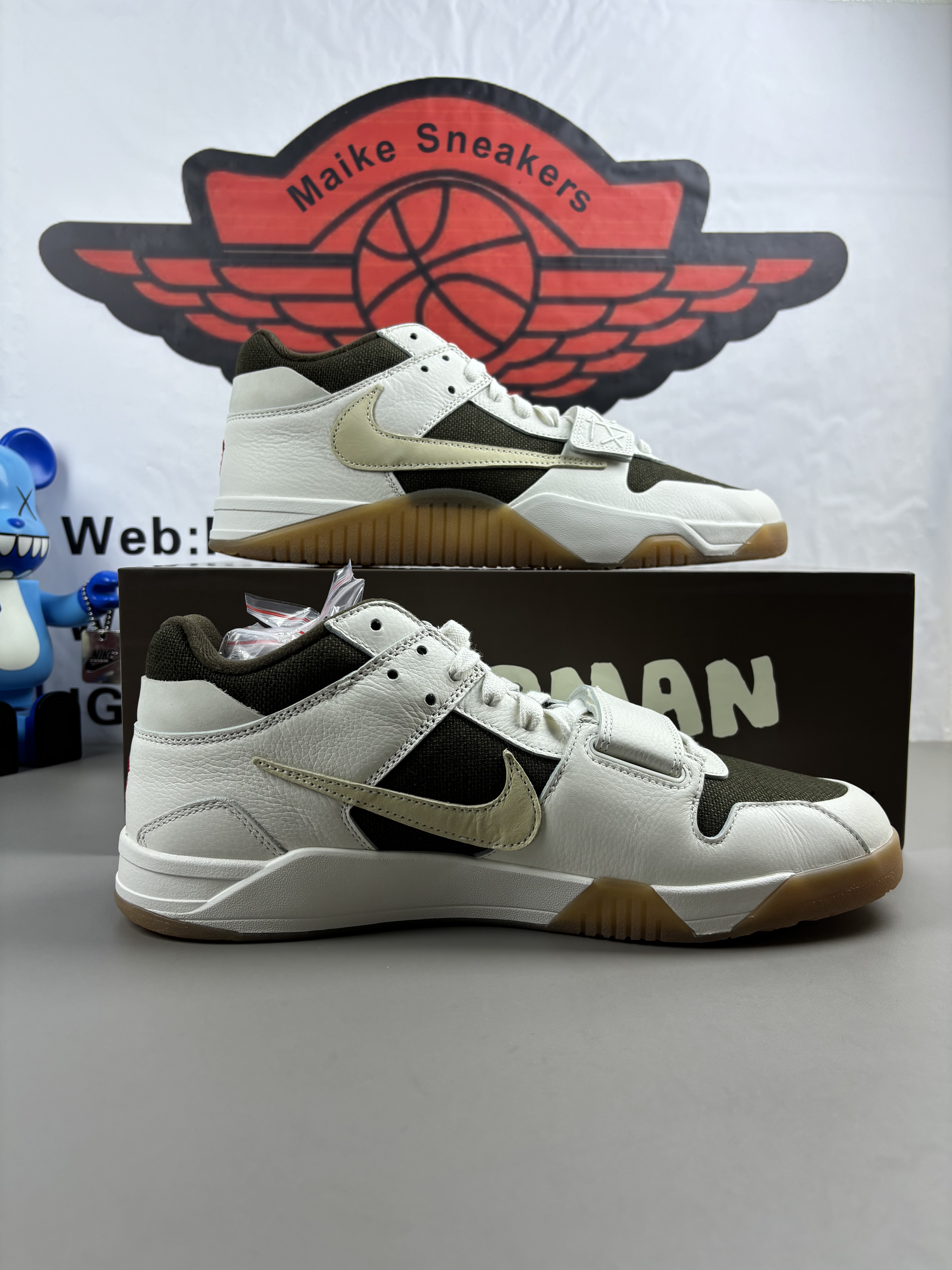 T*ravis Scott x Jordan Cut The Check AJ1 Air Jordan 1