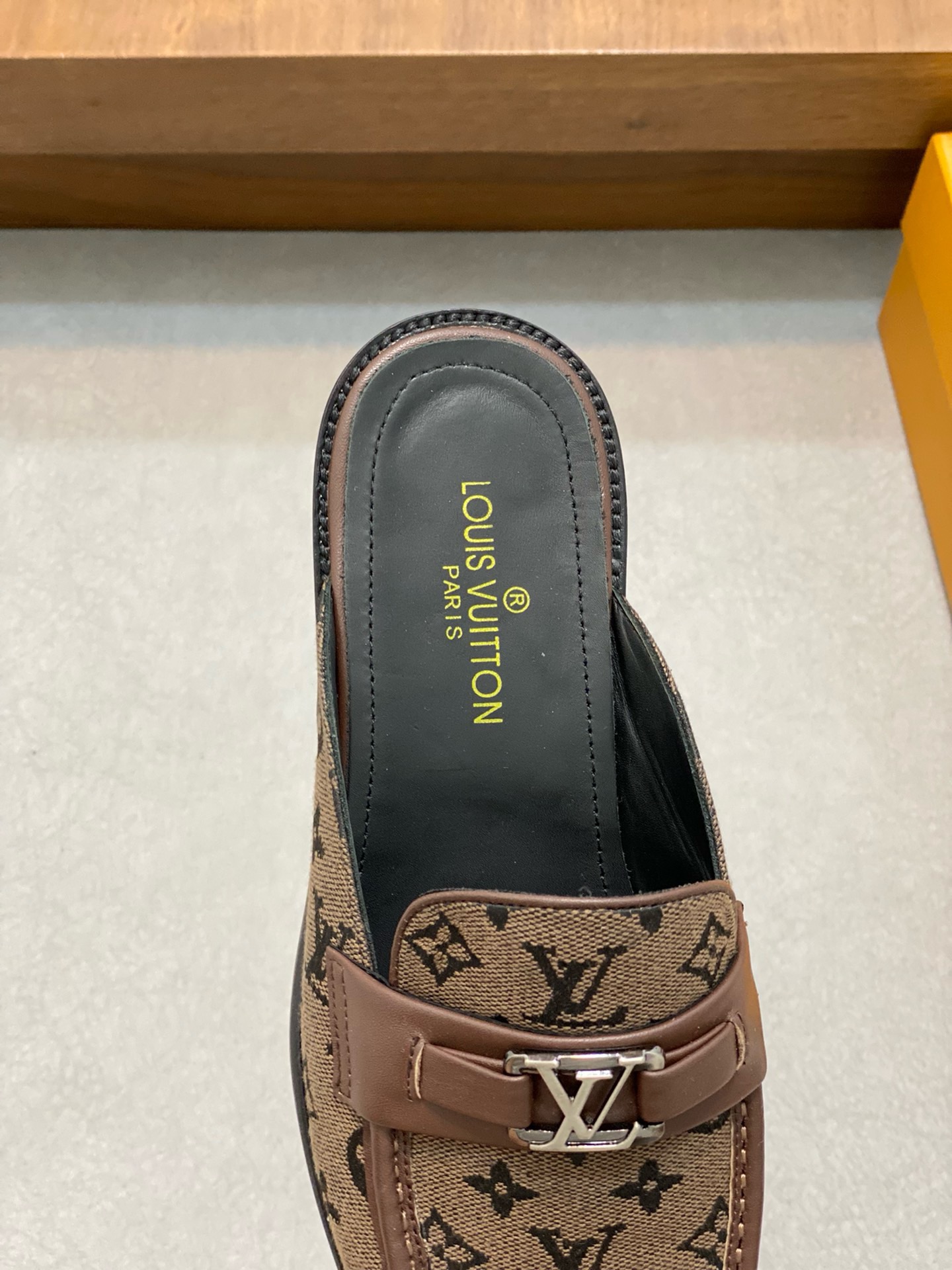 Men L*ouis V*uitton Top Slippers