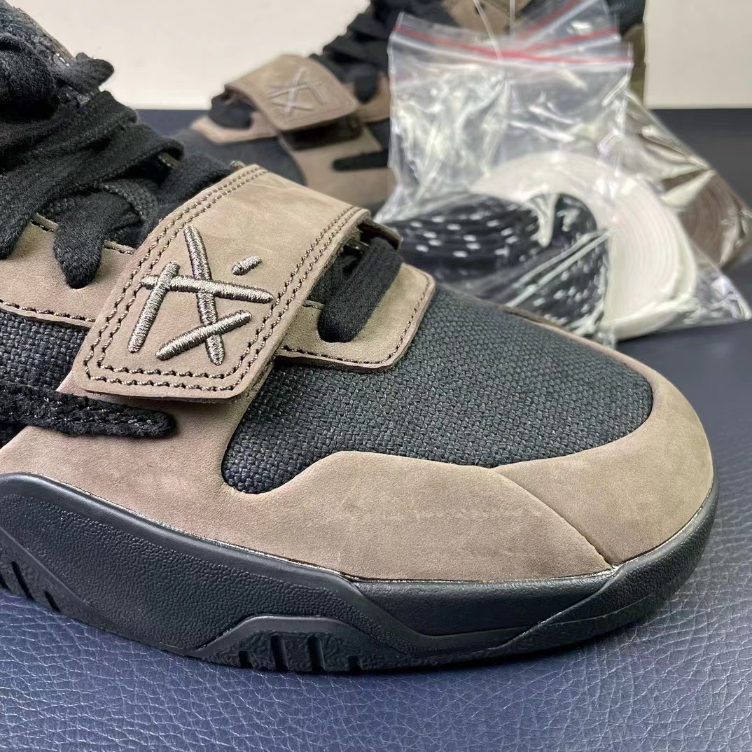 Nike Air Jordan cut the check aj