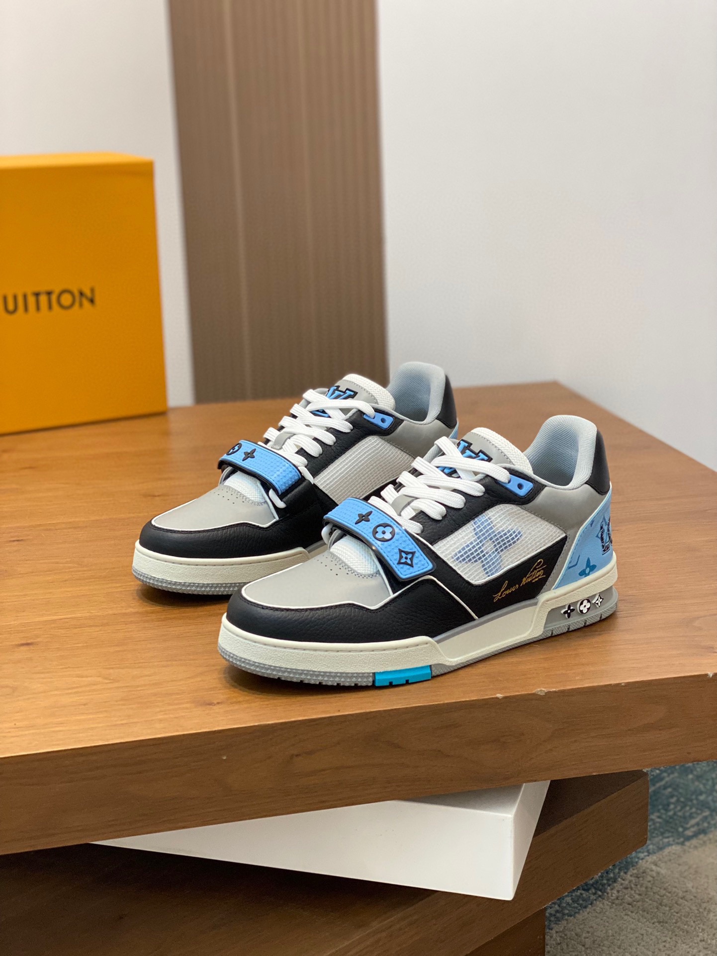 Men Women L*ouis V*uitton Top Sneaker