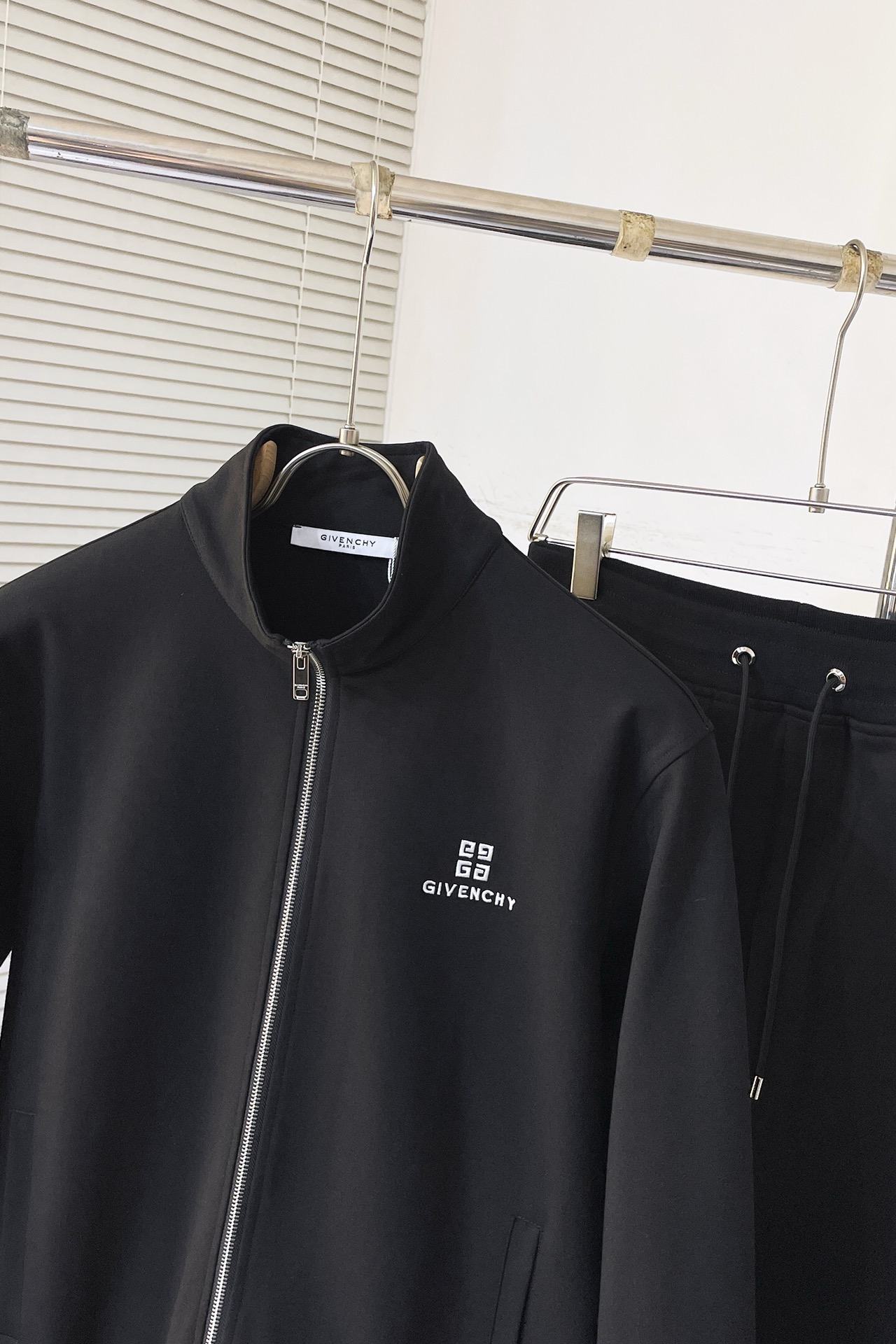 Men suits Top Quality