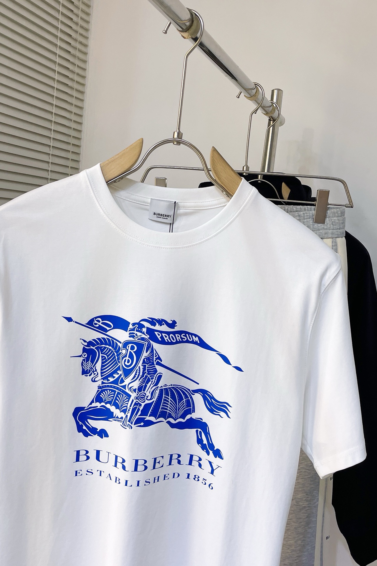 Men T-shirt Top Quality