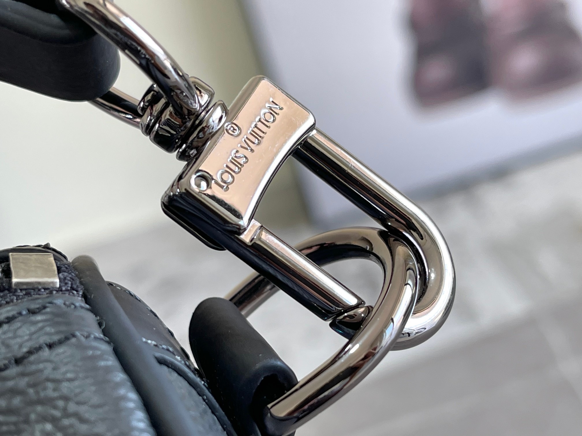 L*ouis V*uitton Top Bag