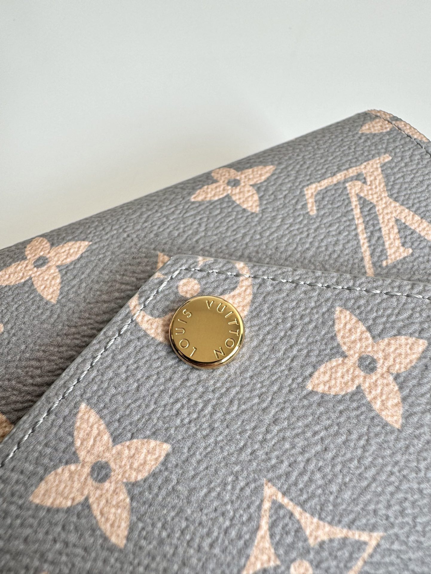 L*ouis V*uitton Top Bag