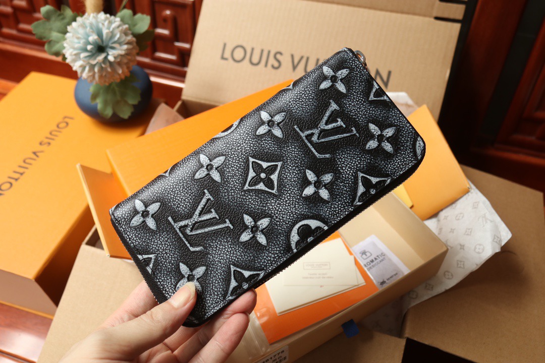 L*ouis V*uitton Top Bag
