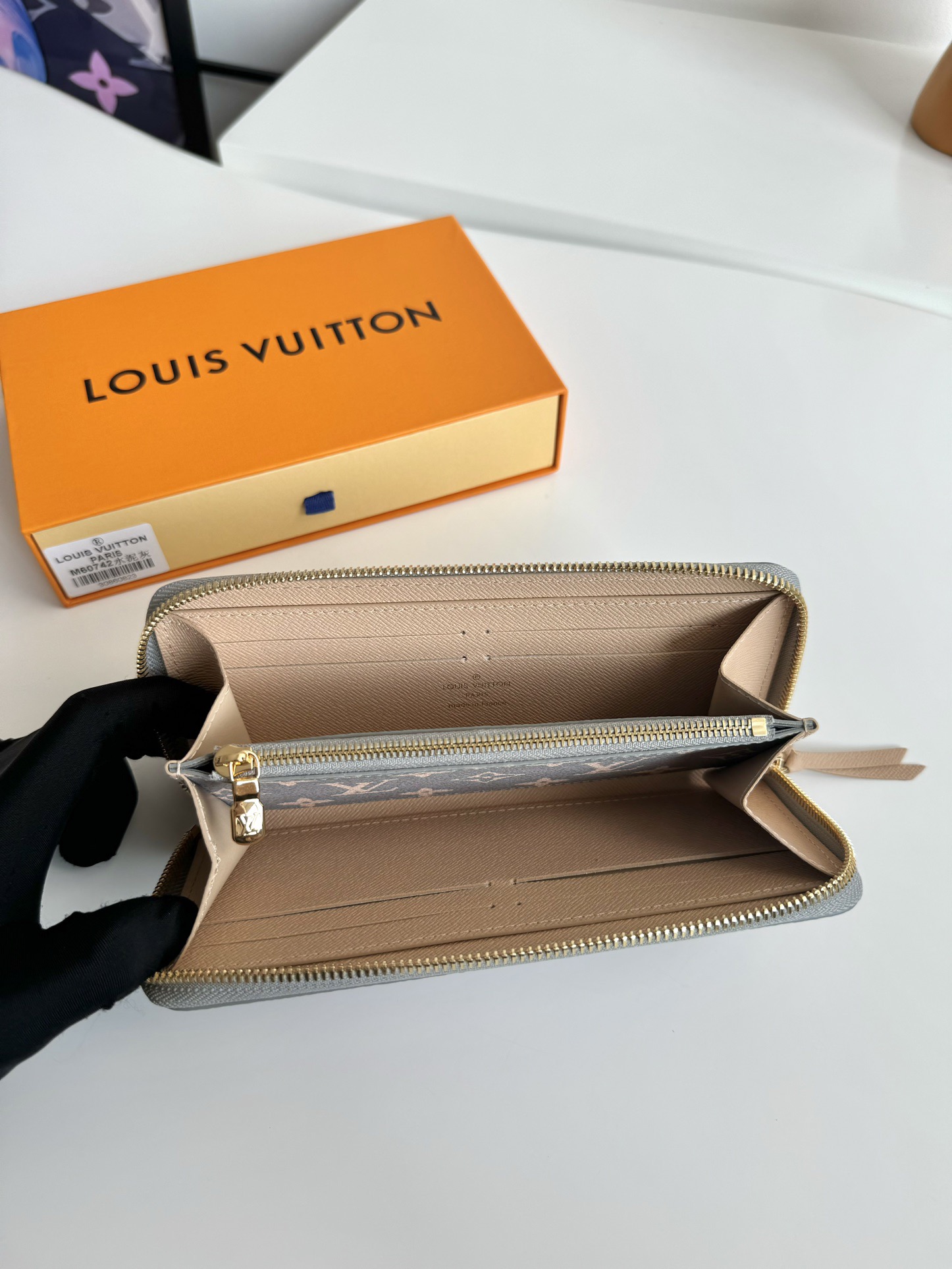 L*ouis V*uitton Top Bag