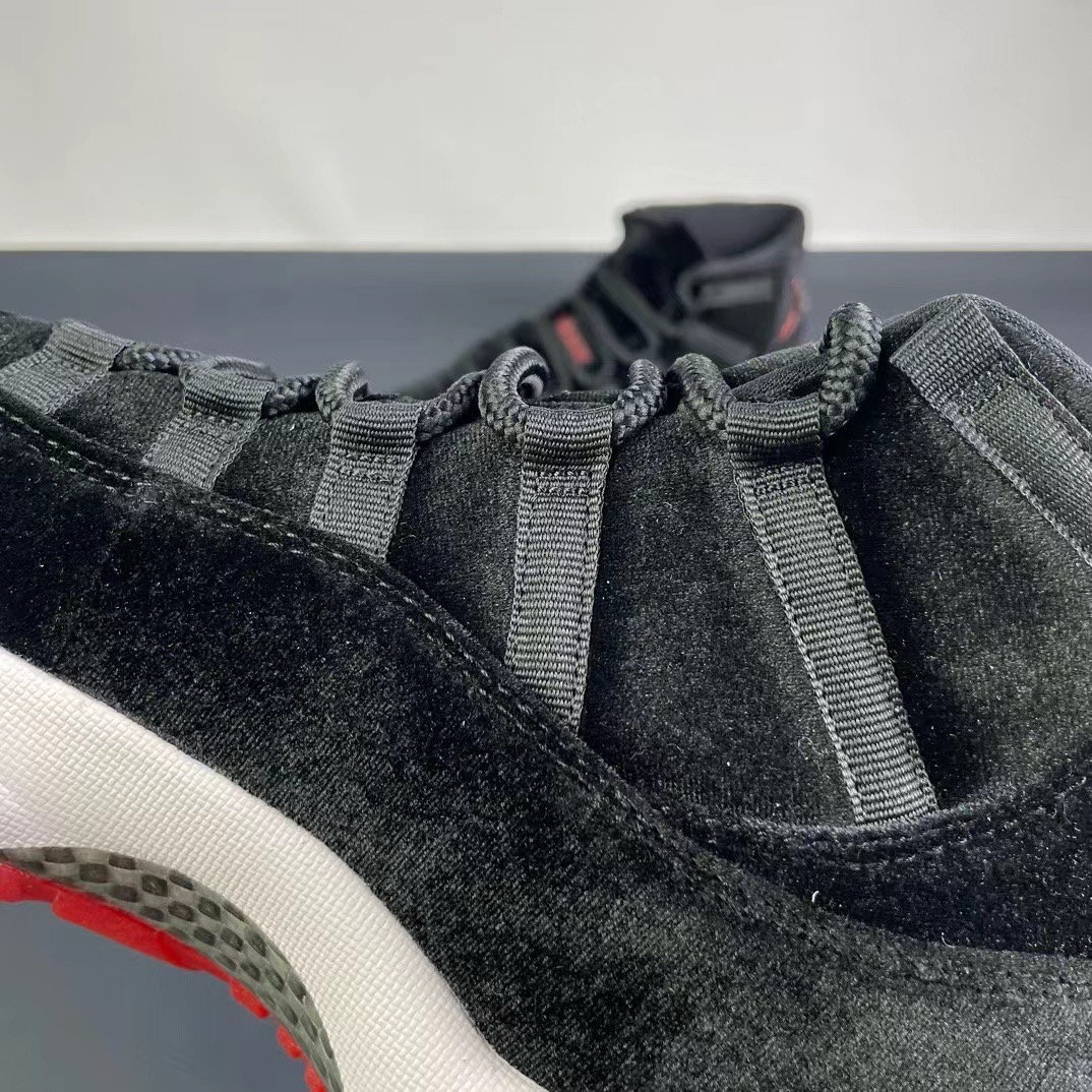 NIKE Air Jordan 11（）