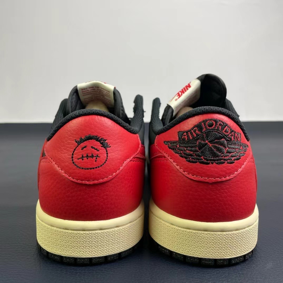 Air Jordan 1 Low AJ1