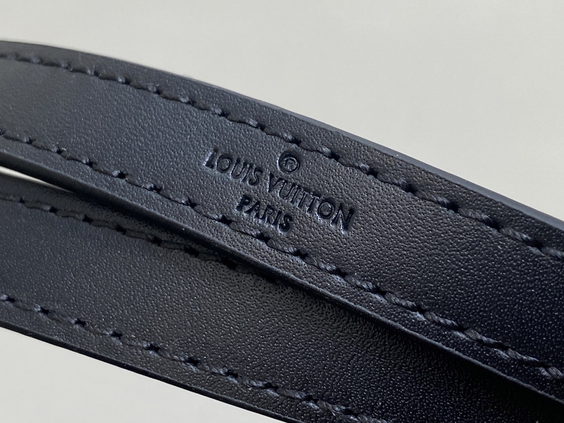 L*ouis V*uitton Top Bag