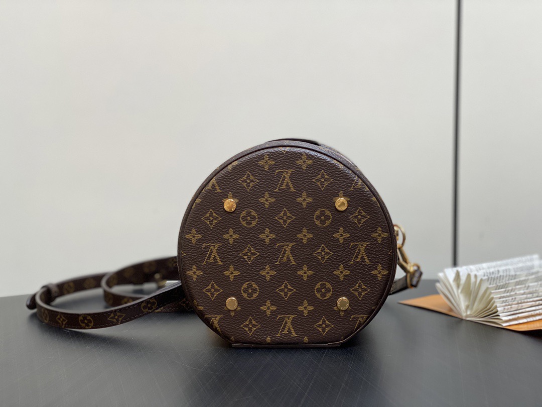 L*ouis V*uitton Top Bag