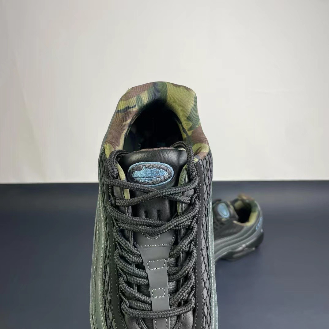 Nike Air Max95+Corteiz )