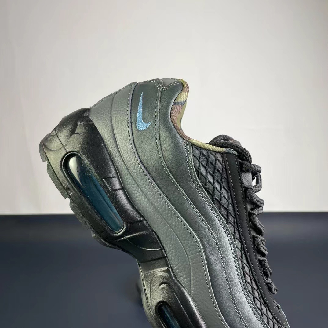 Nike Air Max95+Corteiz )
