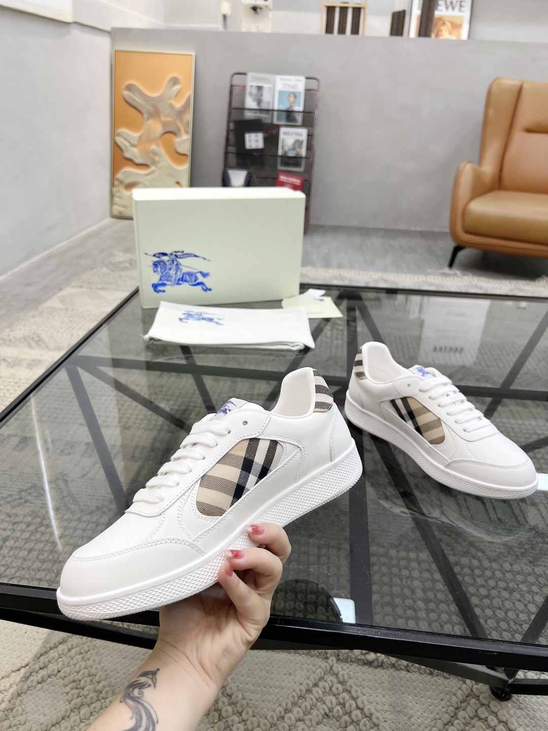 Men B*rberry Sneaker （）