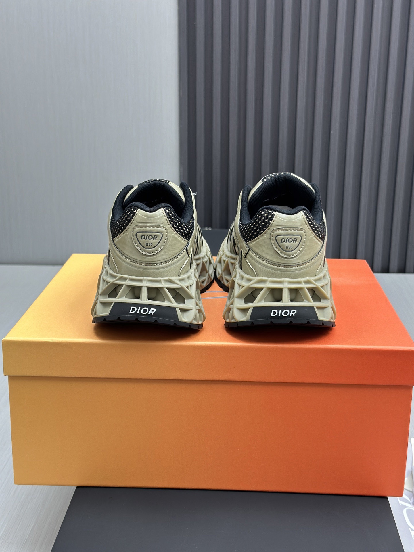 Men D*ior Top Sneaker()