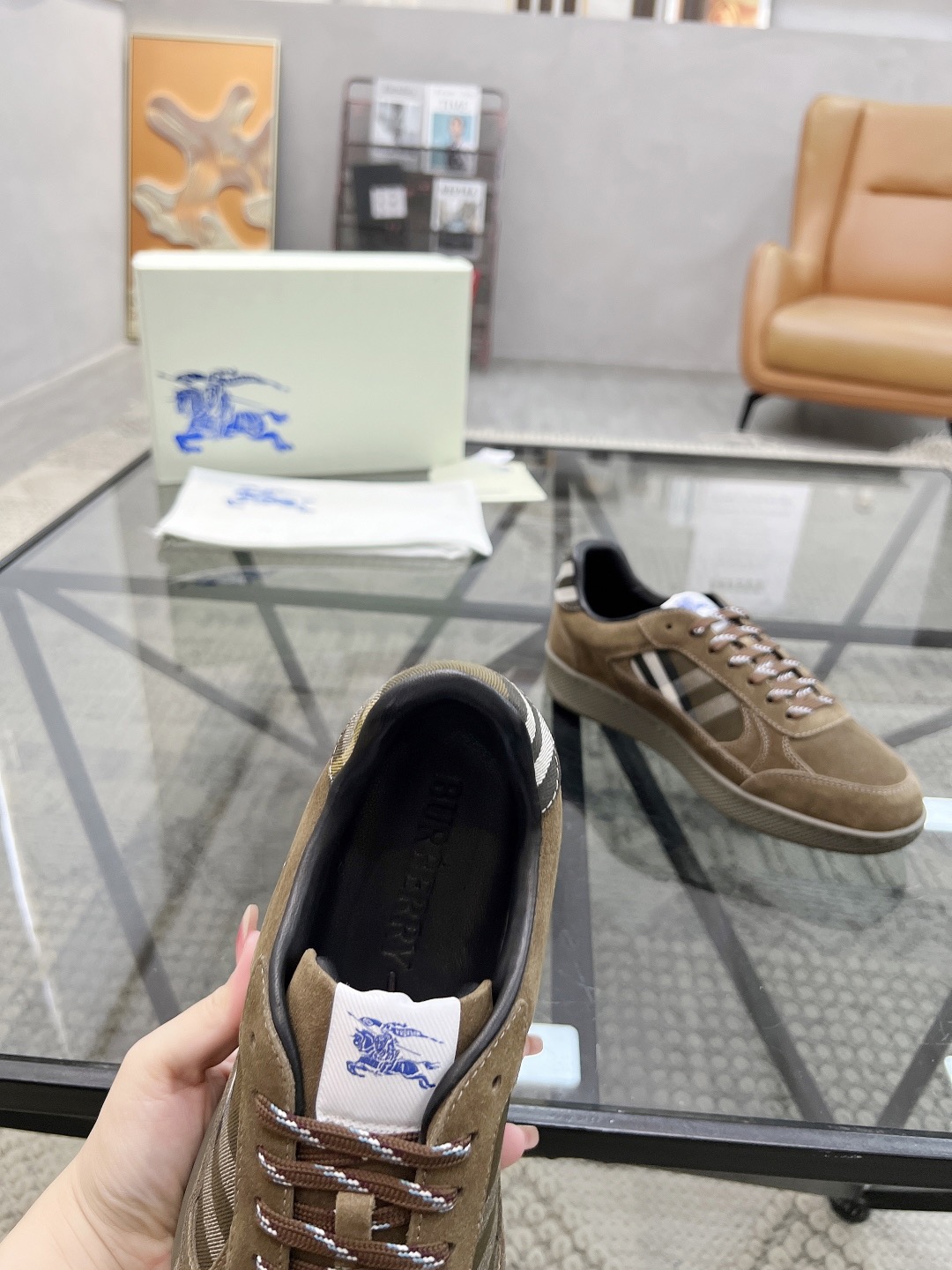 Men B*rberry Sneaker ()