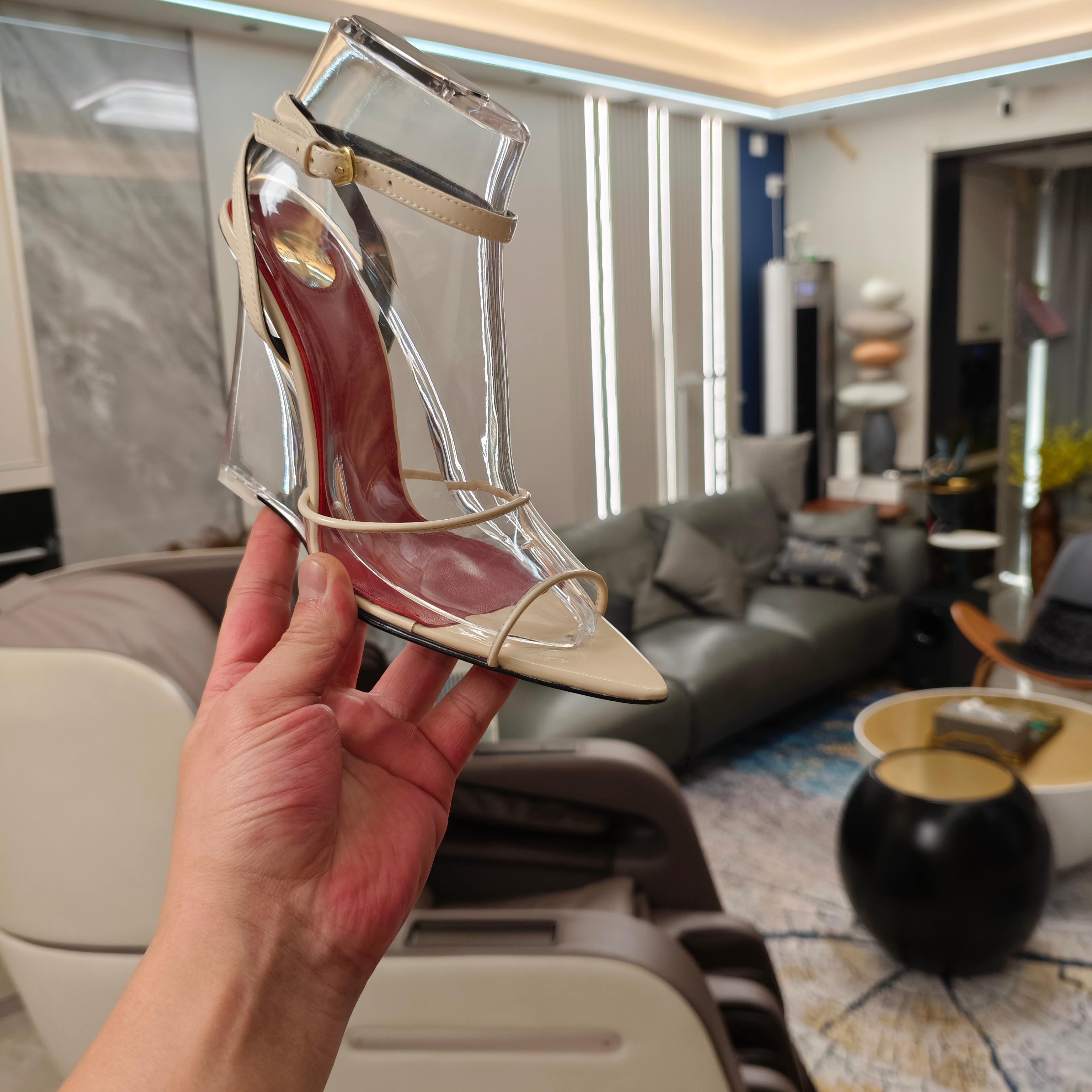 Women Y*SL Top Pumps