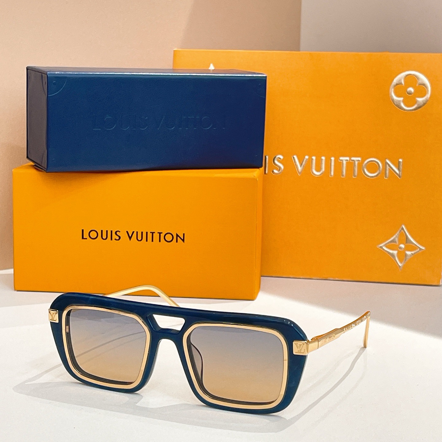 Top Quality L*ouis V*uitton Glasses