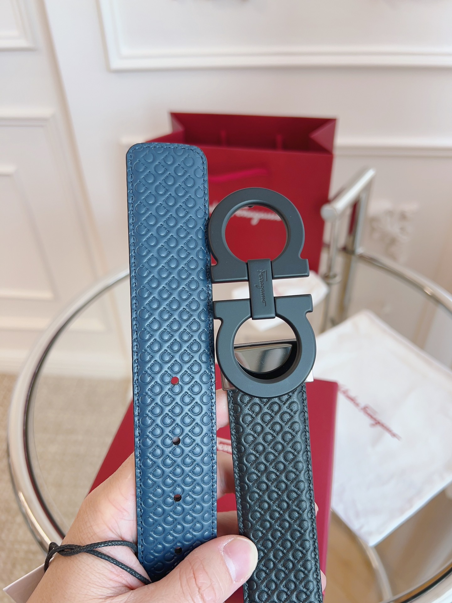 F*erragamo Top Version