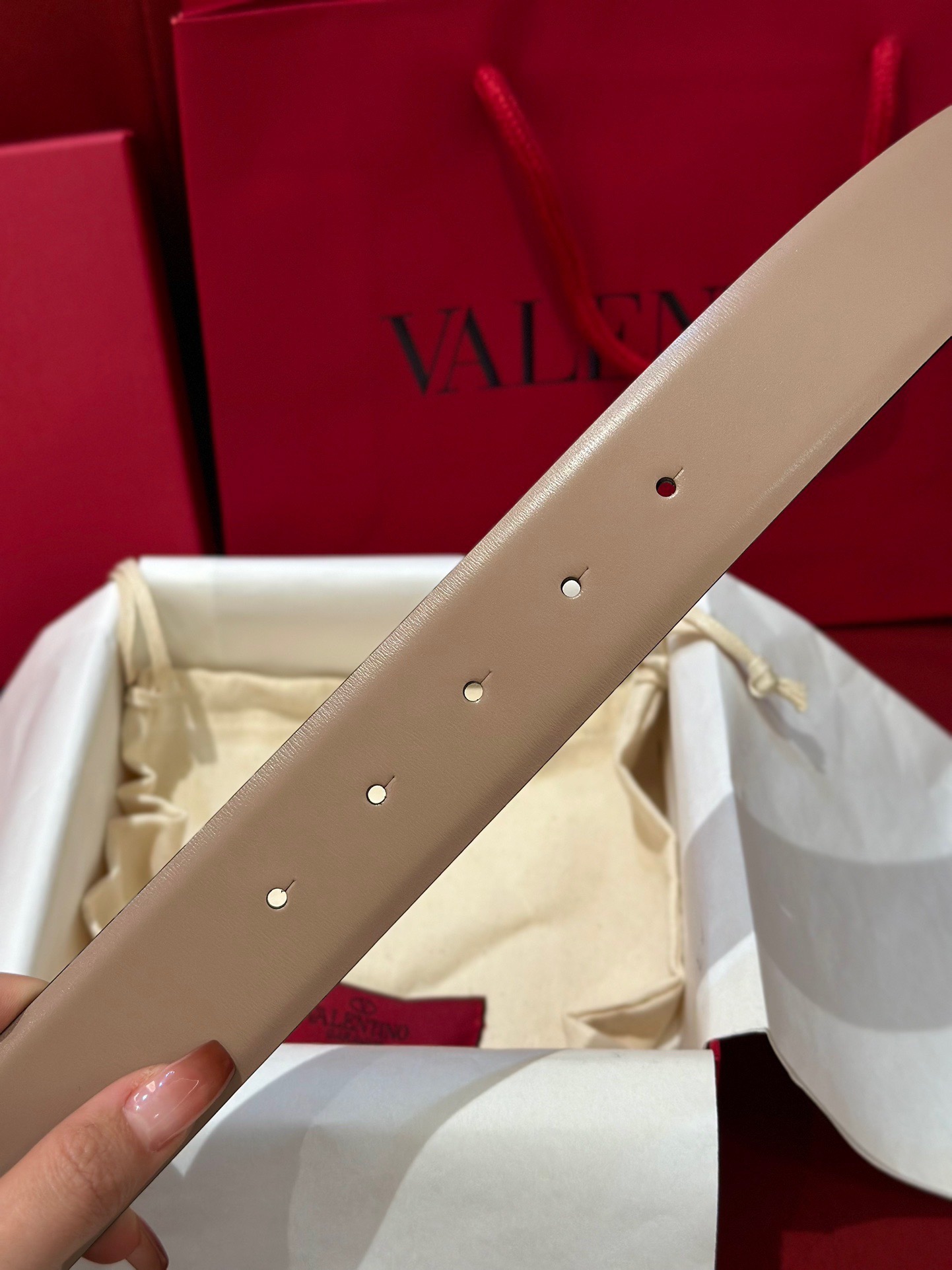 V*alentino Belts Top Quality