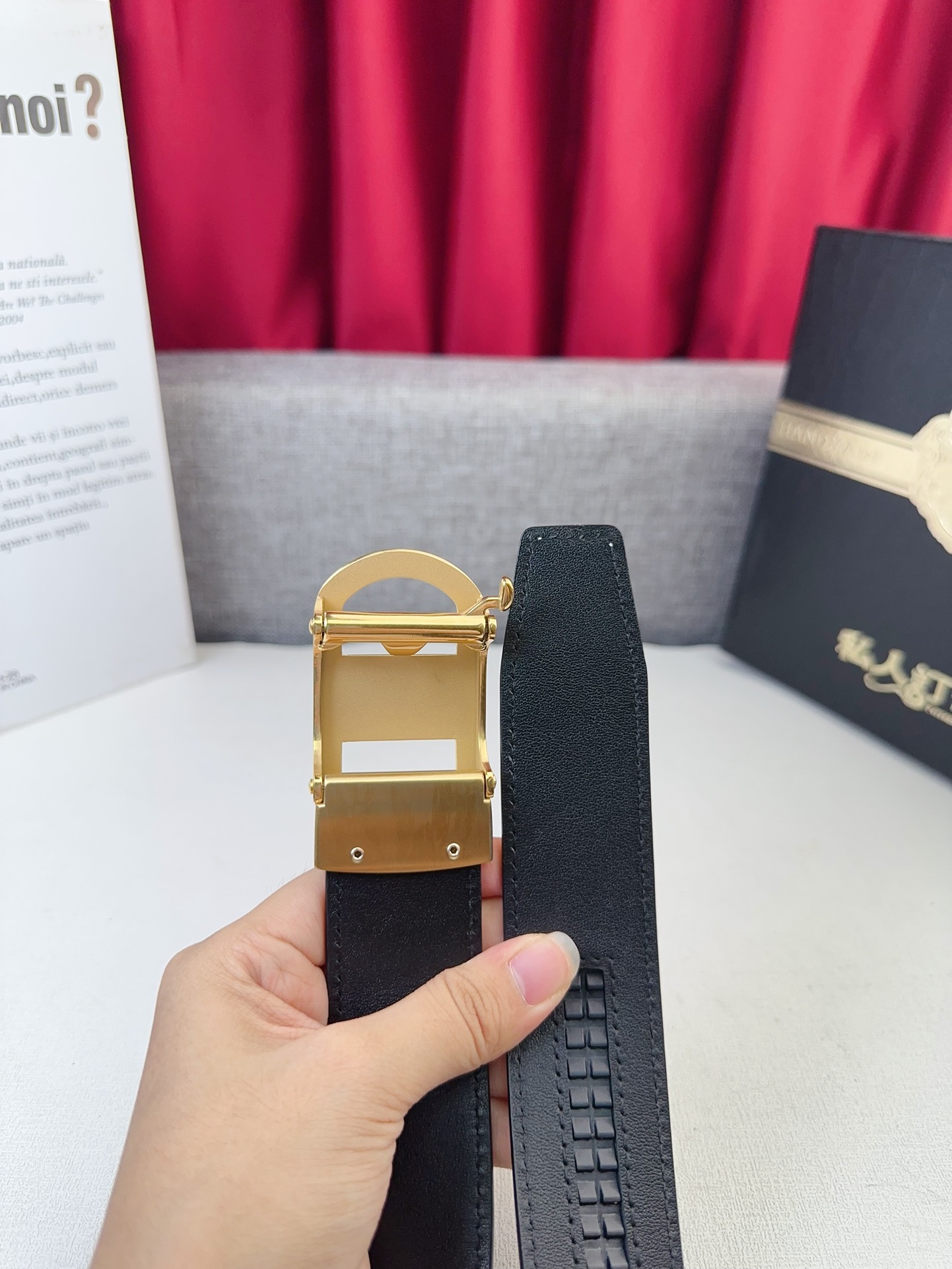 V*alentino Belts Top Quality