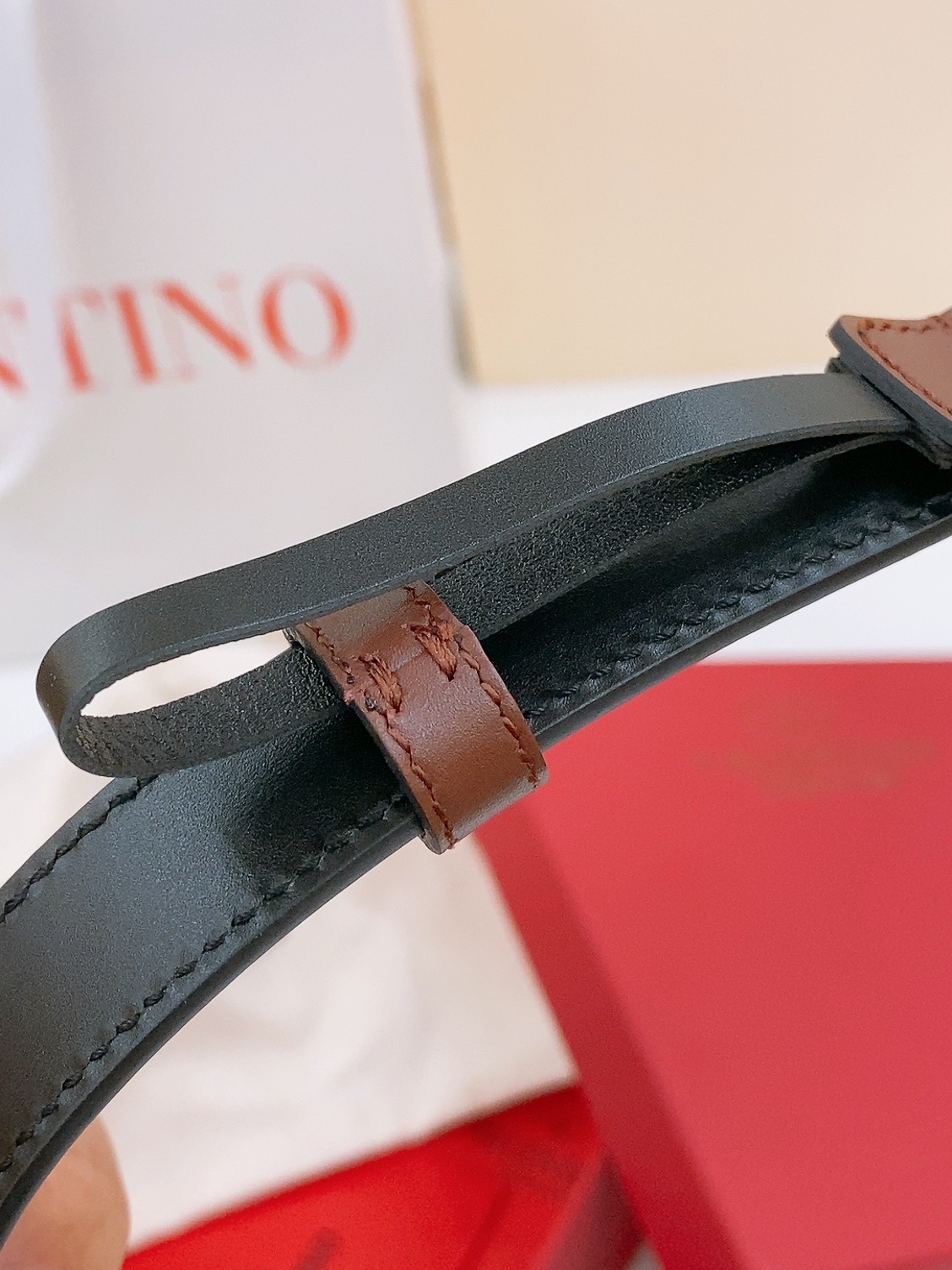 V*alentino Belts Top Quality