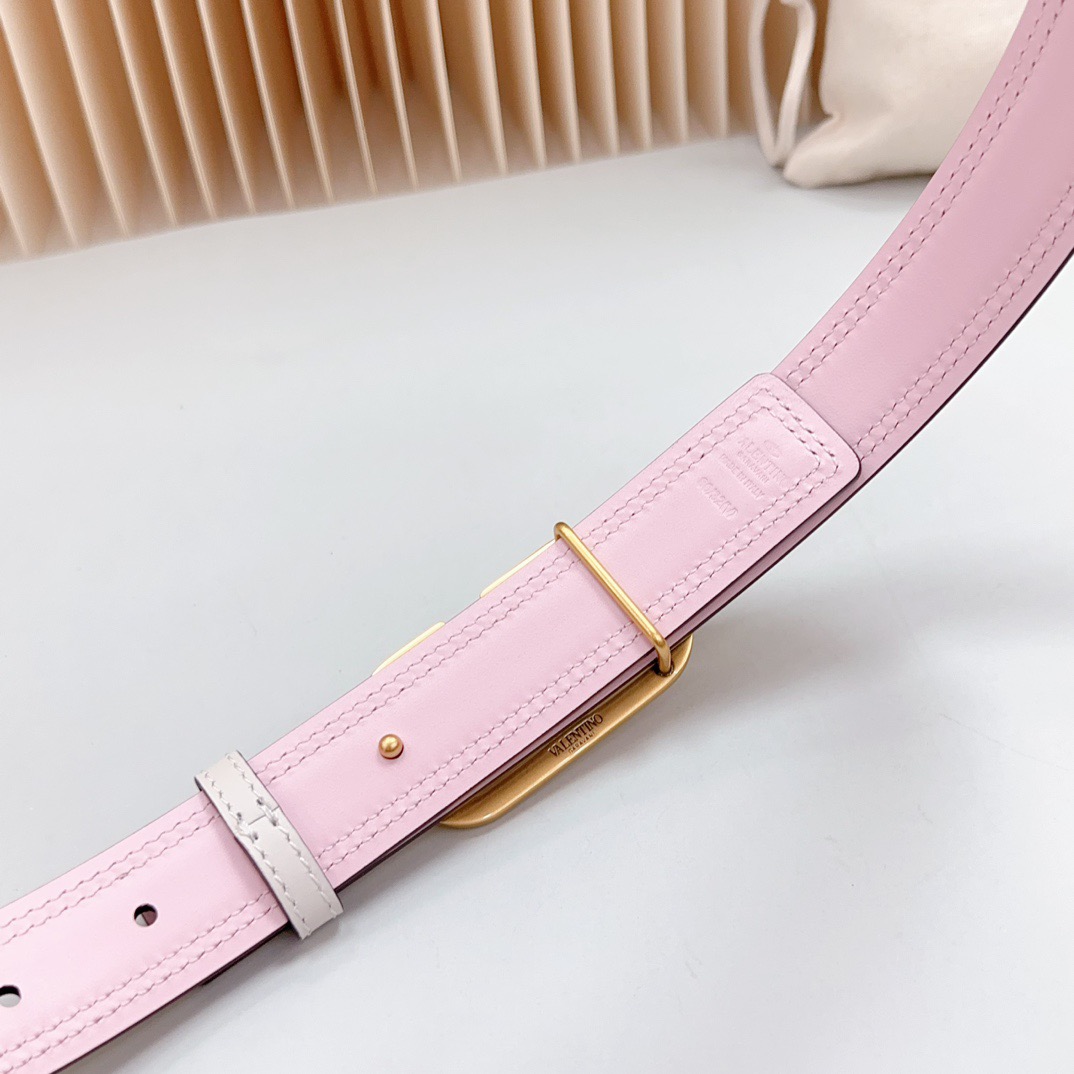 V*alentino Belts Top Quality