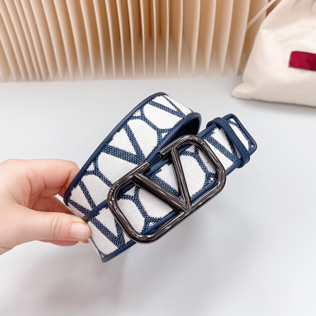 V*alentino Belts Top Quality