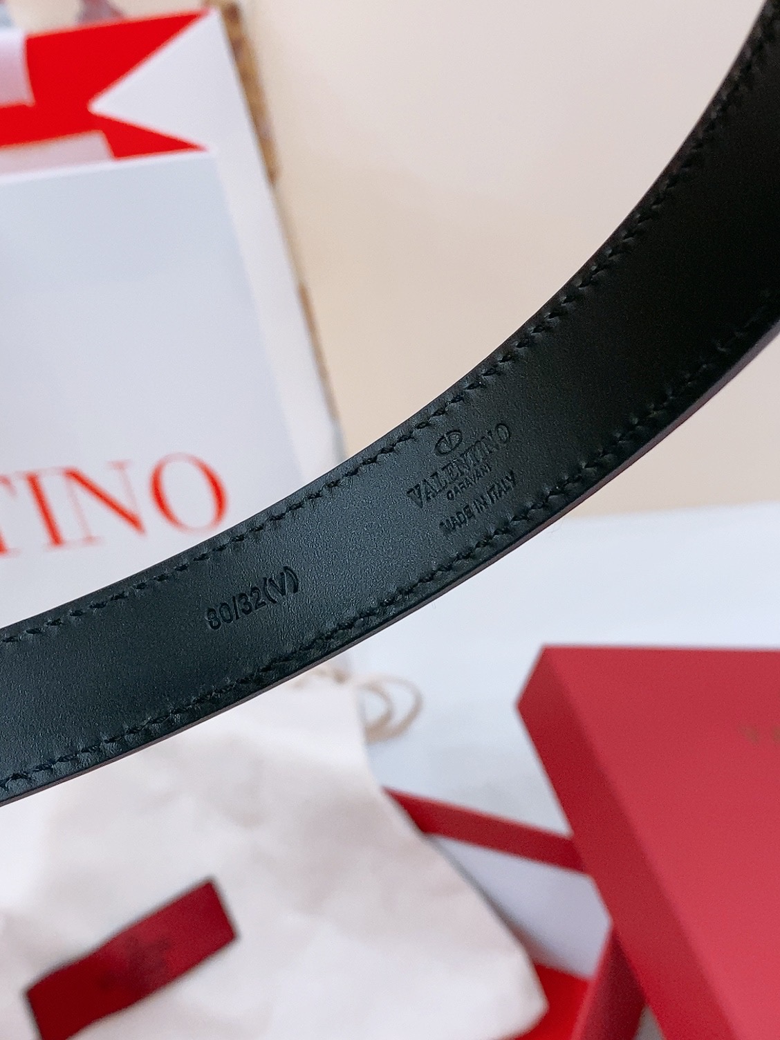 V*alentino Belts Top Quality