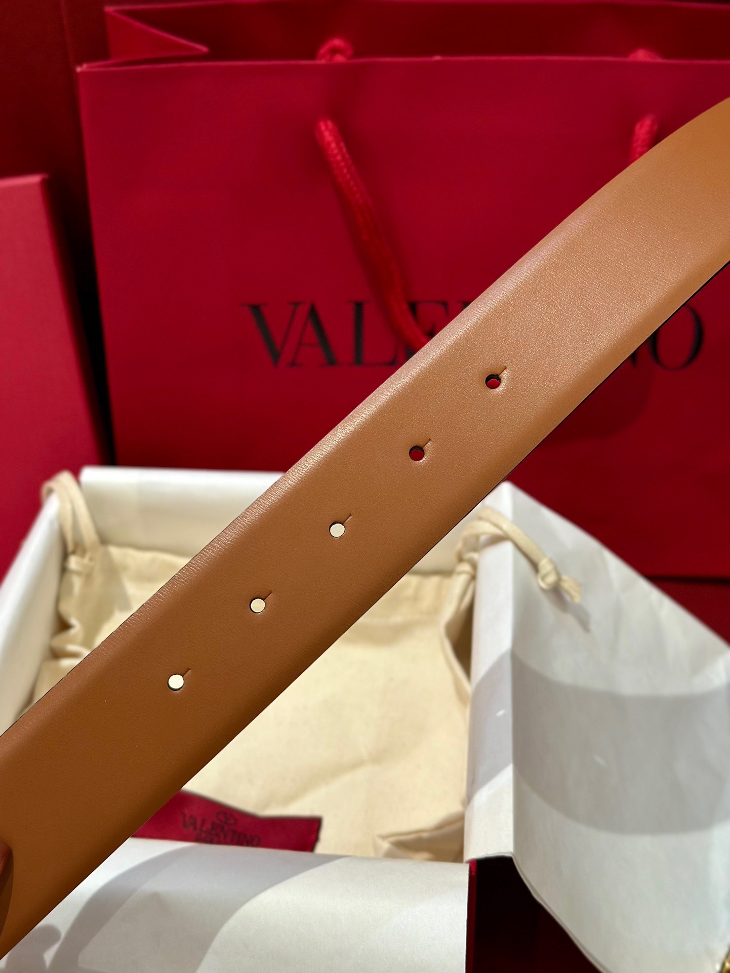 V*alentino Belts Top Quality