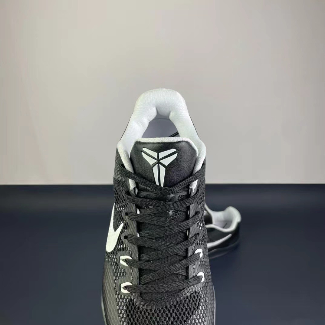 Nike zoom kobe11