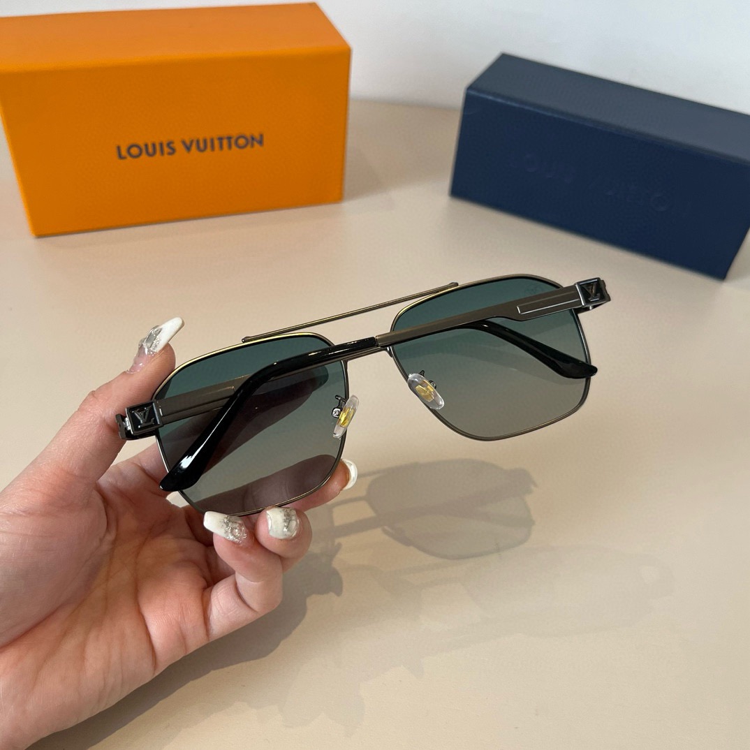 L*ouis V*uitton Glasses