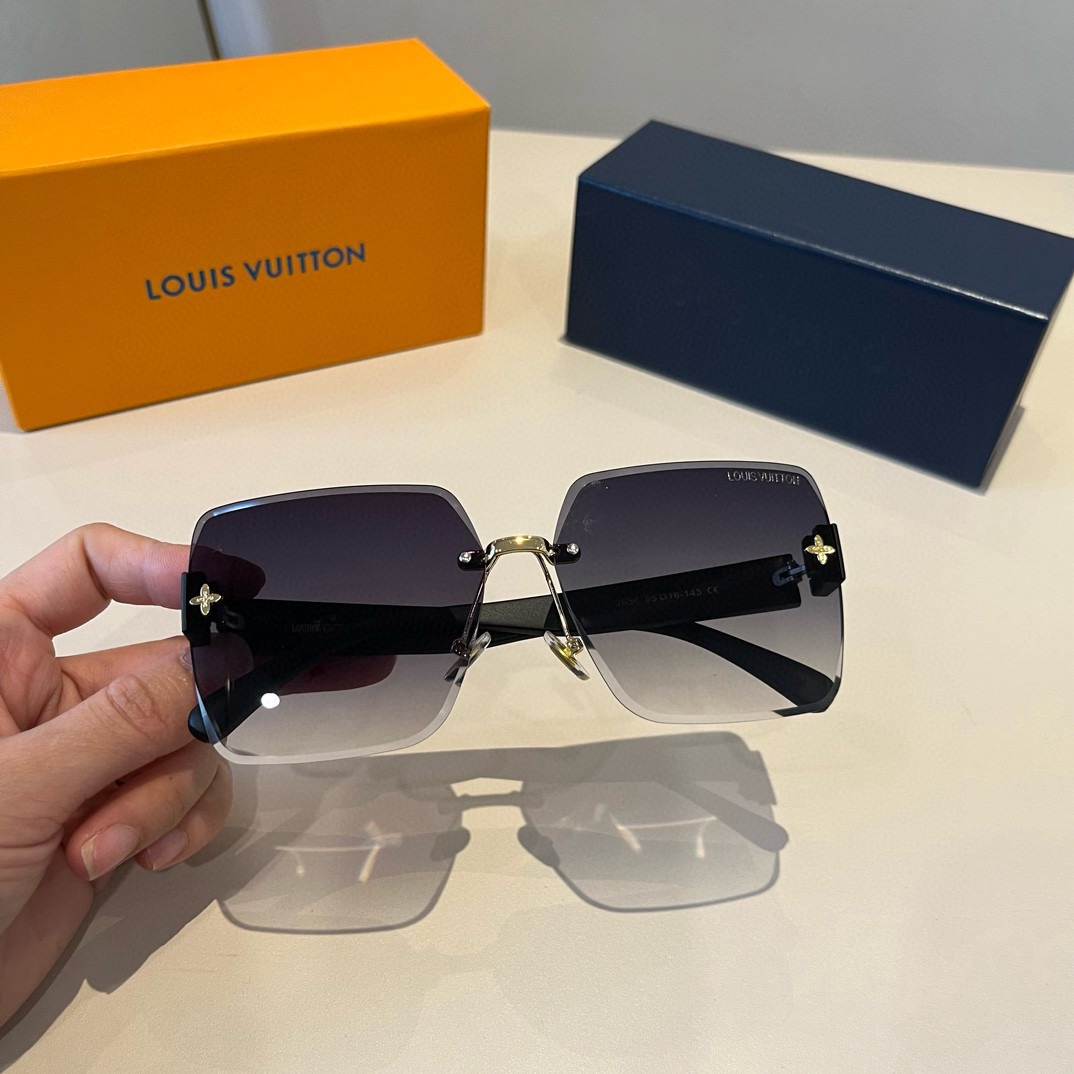 L*ouis V*uitton Glasses