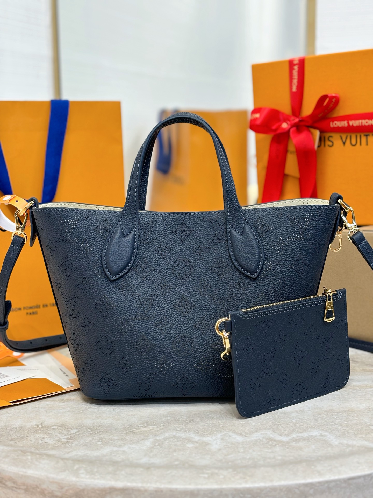 L*ouis V*uitton Top Bag