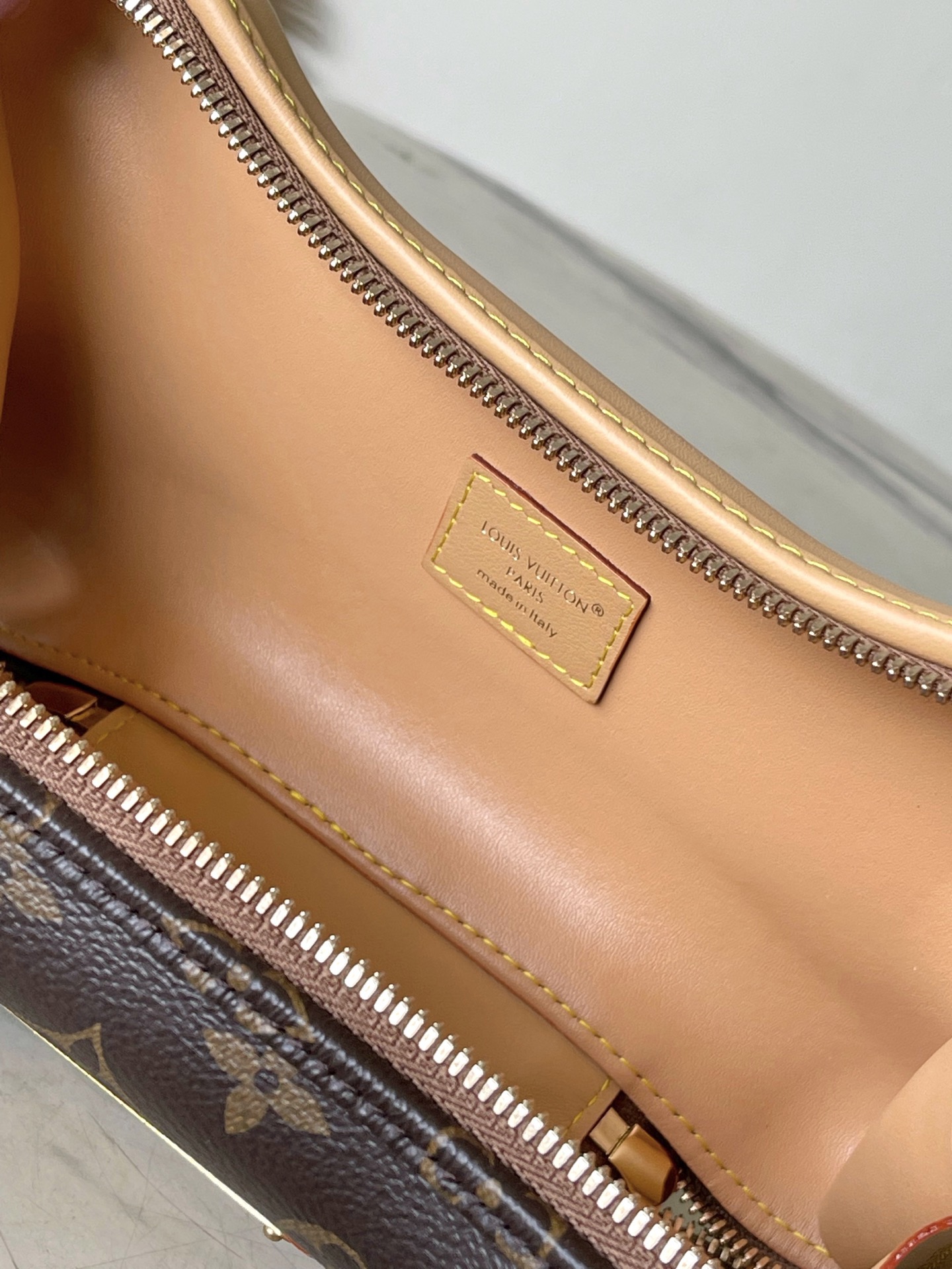 L*ouis V*uitton Top Bag