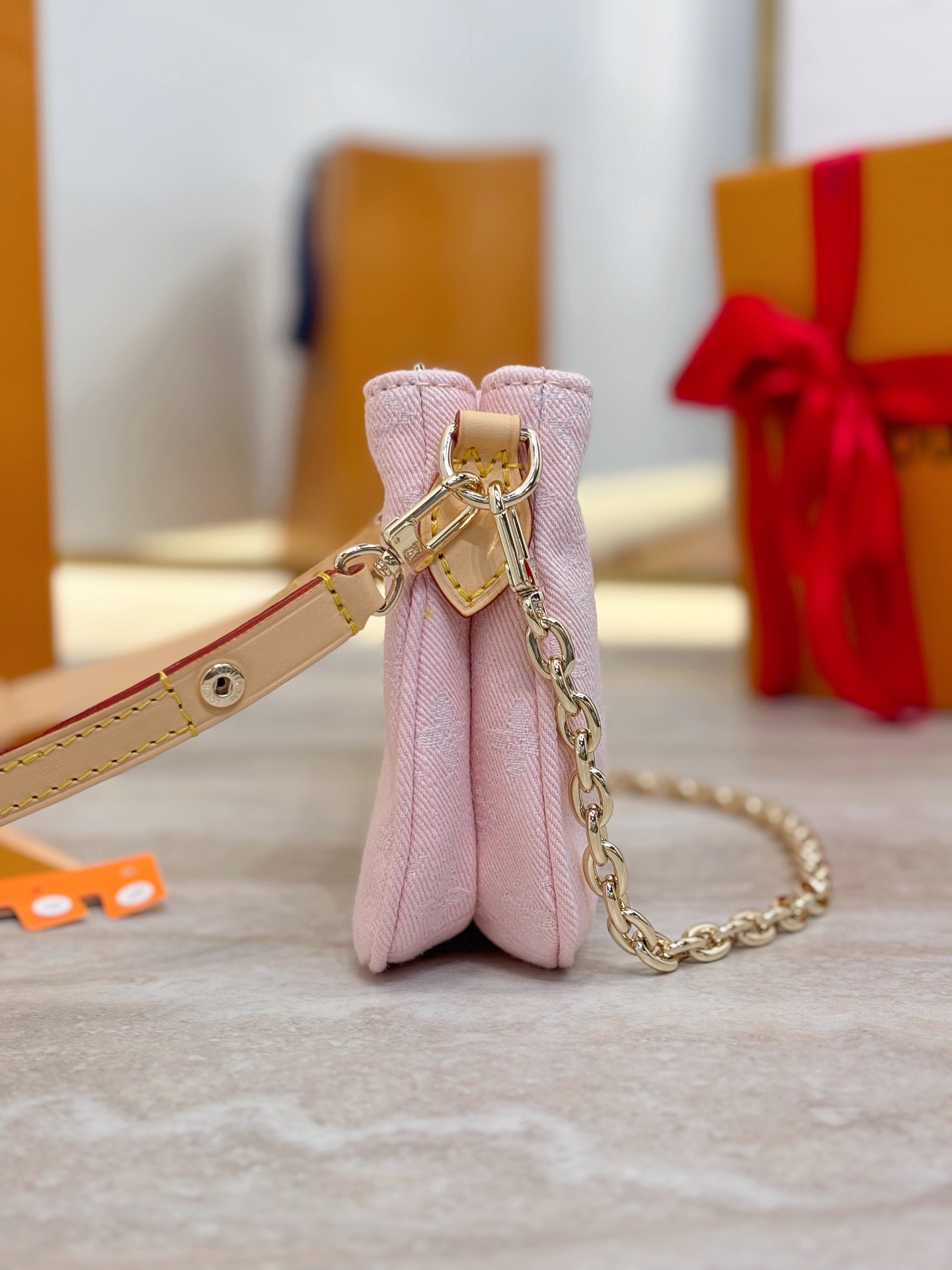 L*ouis V*uitton Top Bag