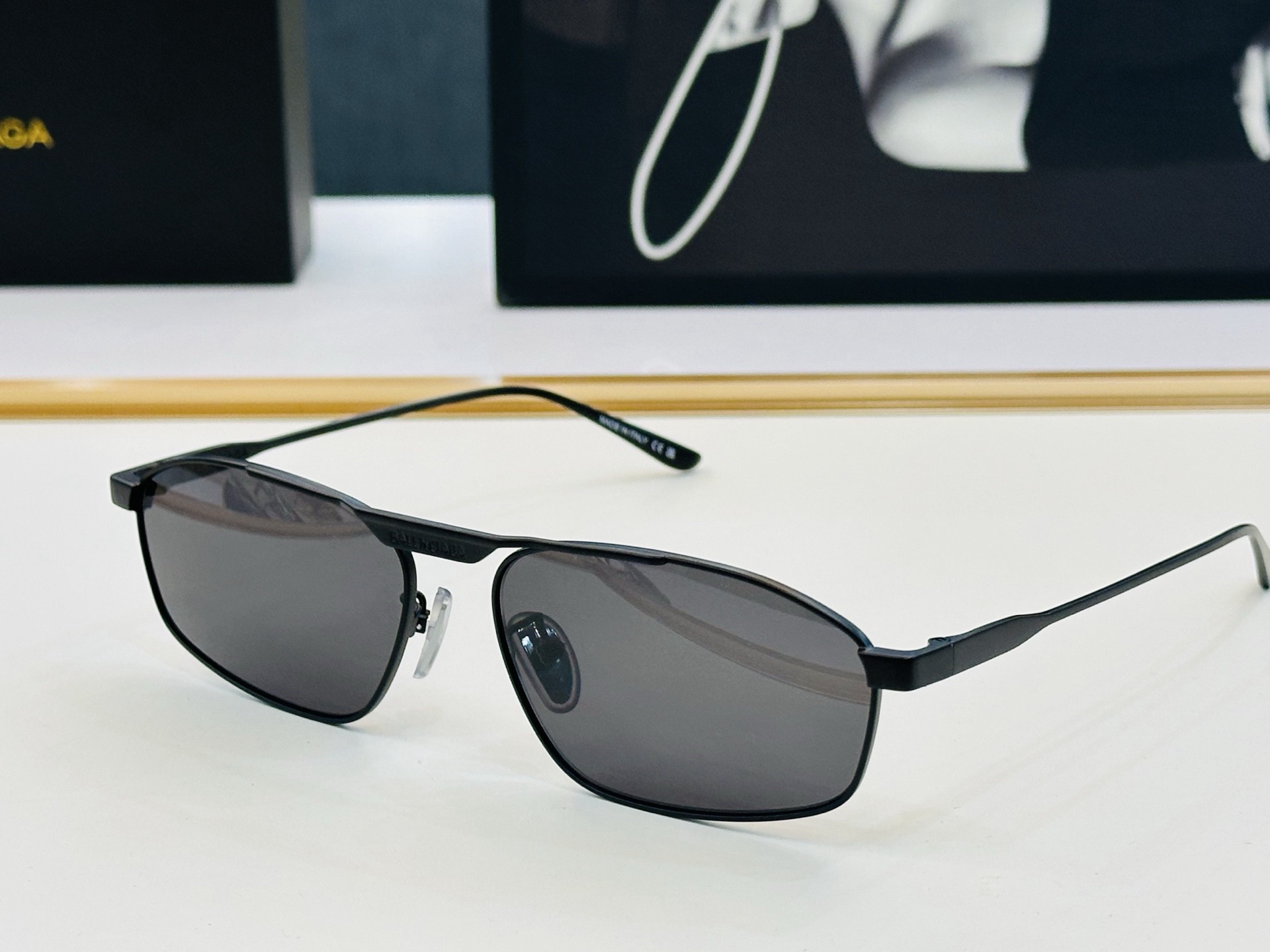 Top Quality B*alenciaga Glasses