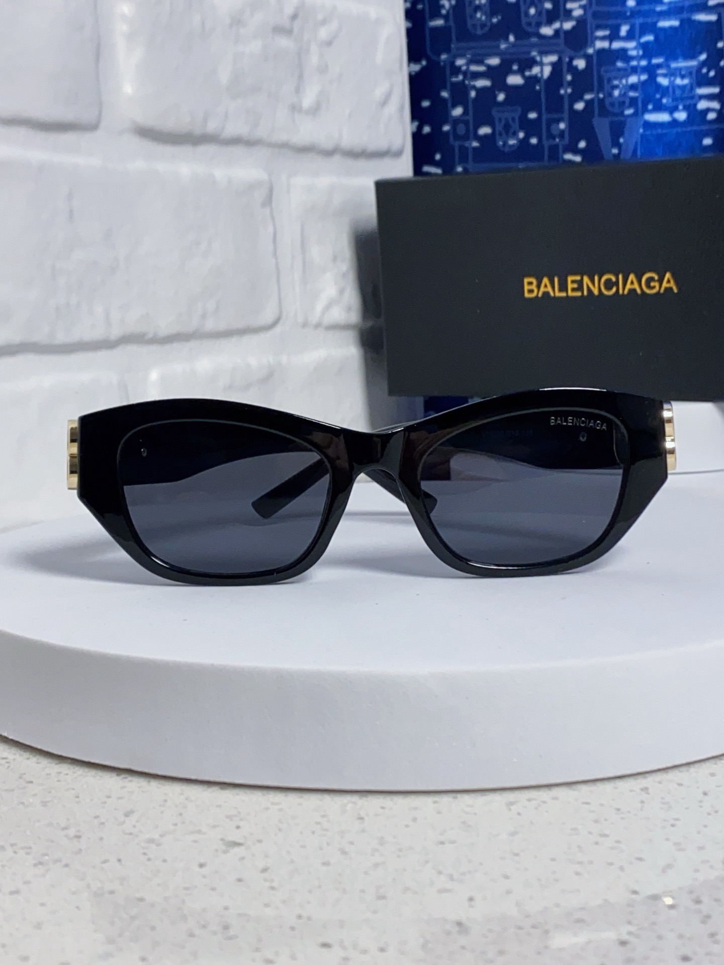 Top Quality B*alenciaga Glasses