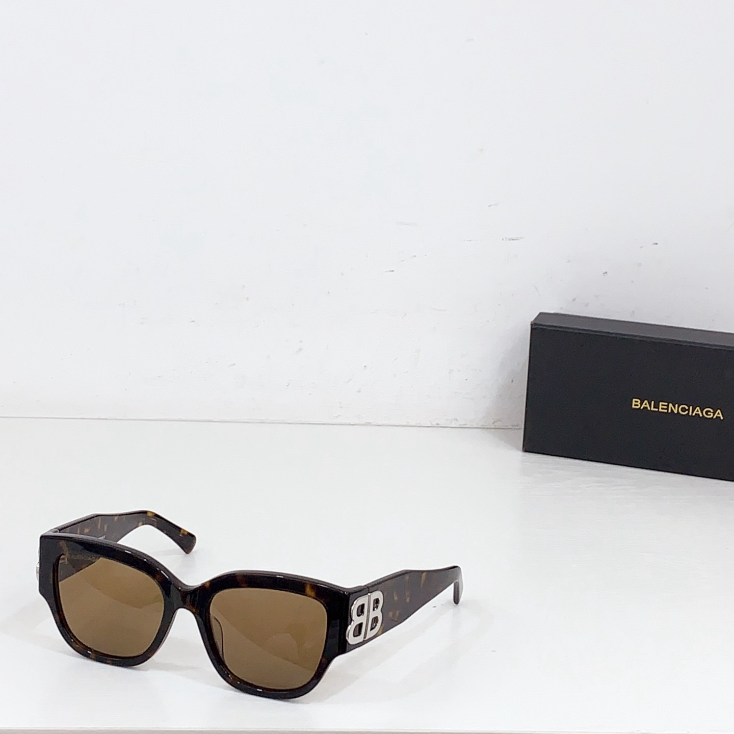 Top Quality B*alenciaga Glasses