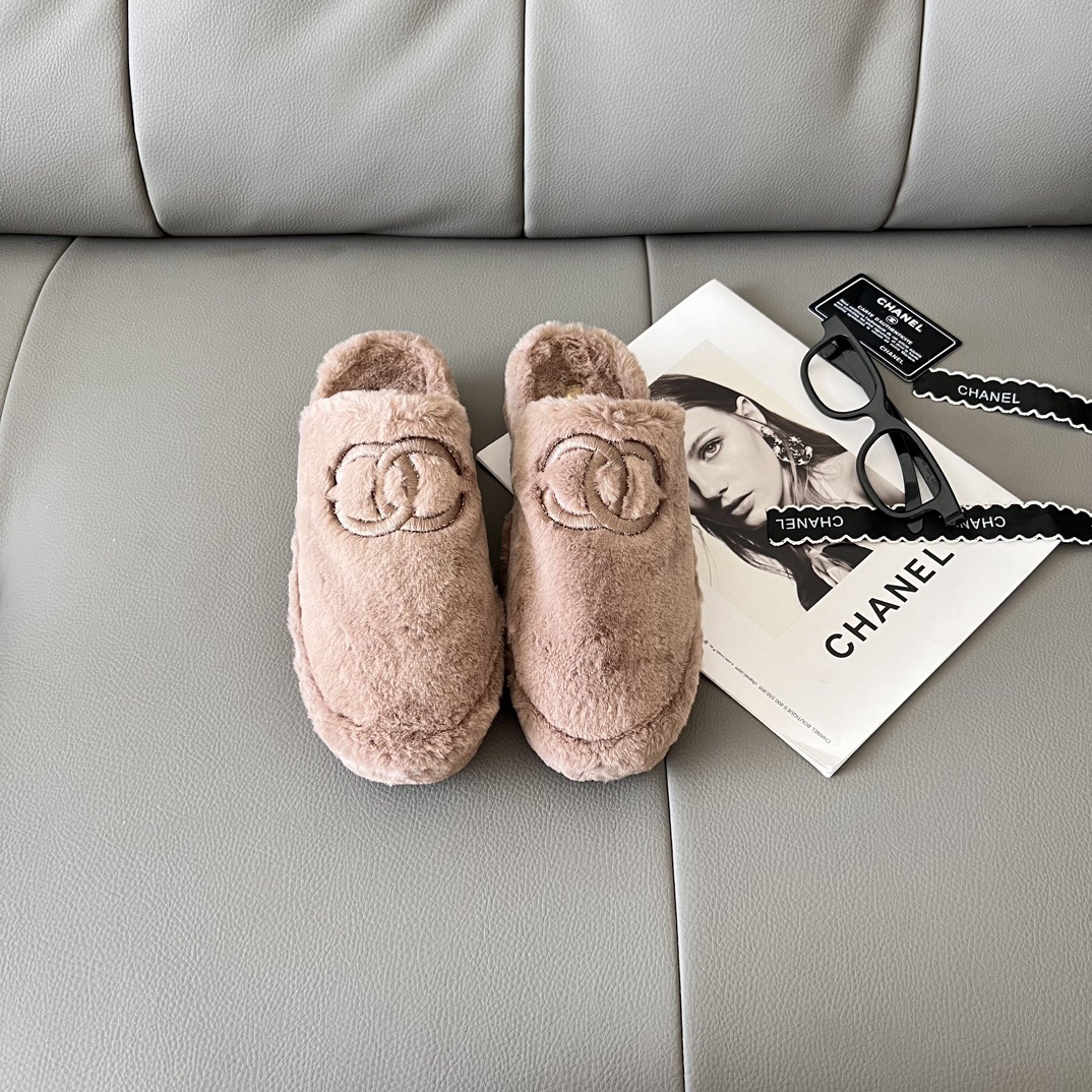 Women Top Quality C*hanel shoes