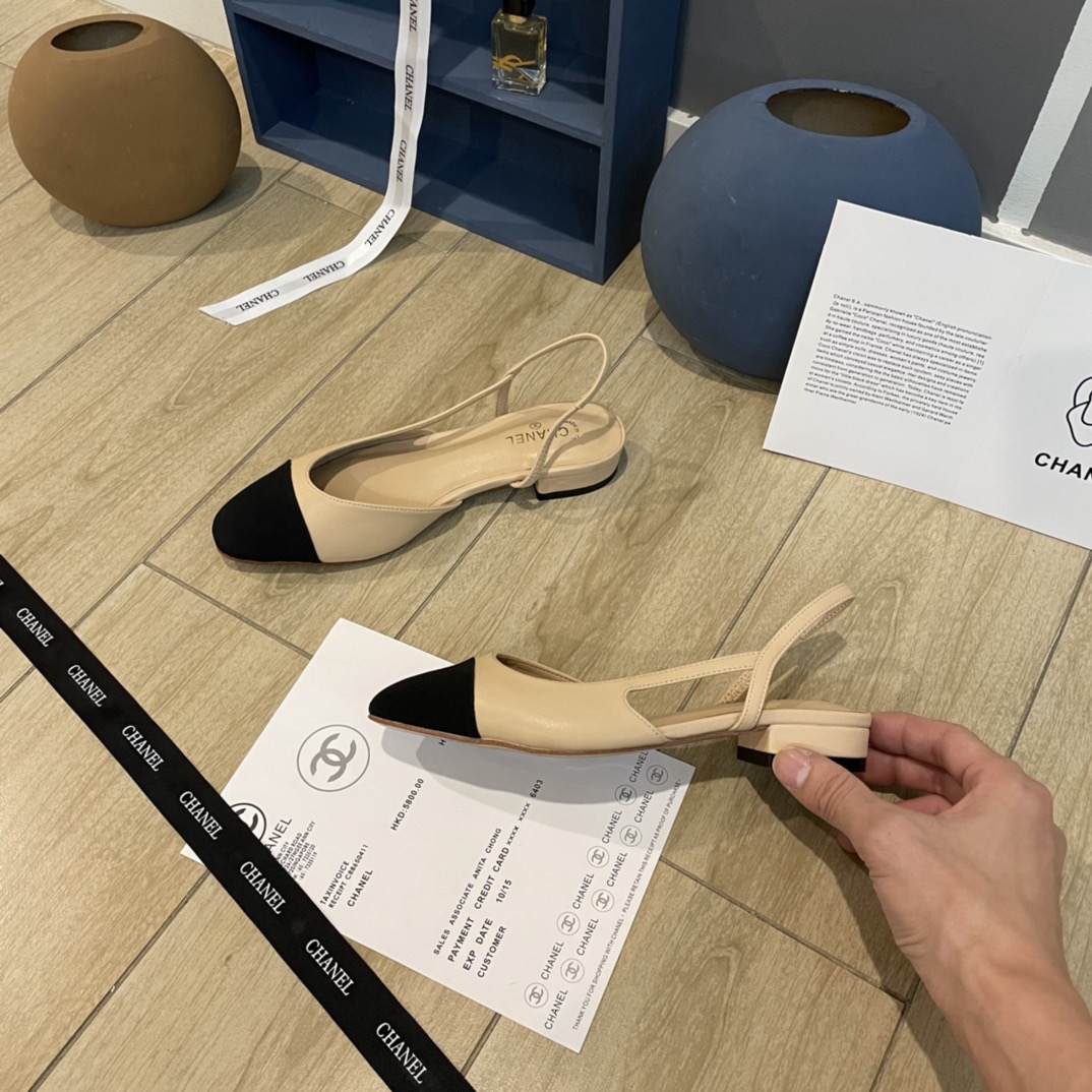 Women Top Quality C*hanel shoes