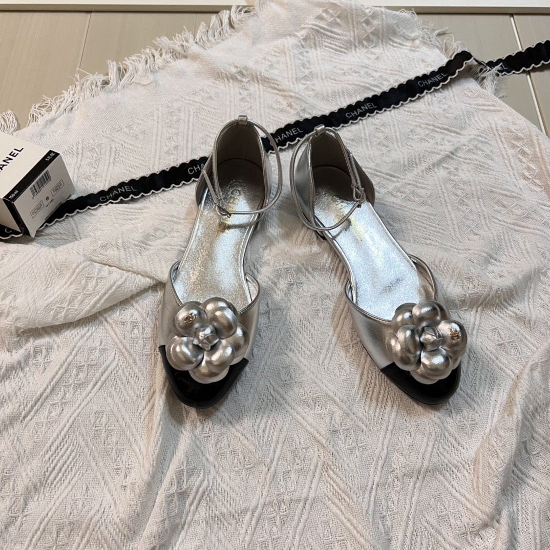 Women Top Quality C*hanel shoes